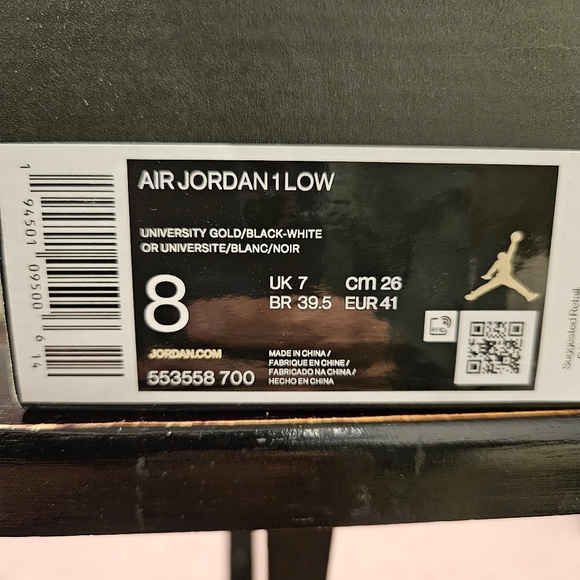 Air Jordan 1 Low University Gold - Picture 5 of 8